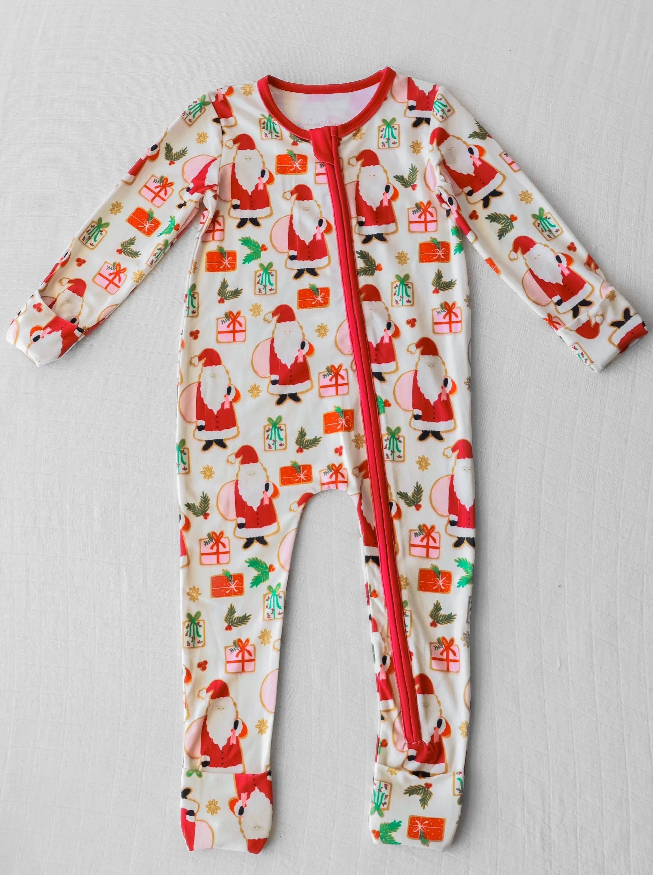 Boy's Dreamer Layette - Santa Claus Comes Tonight