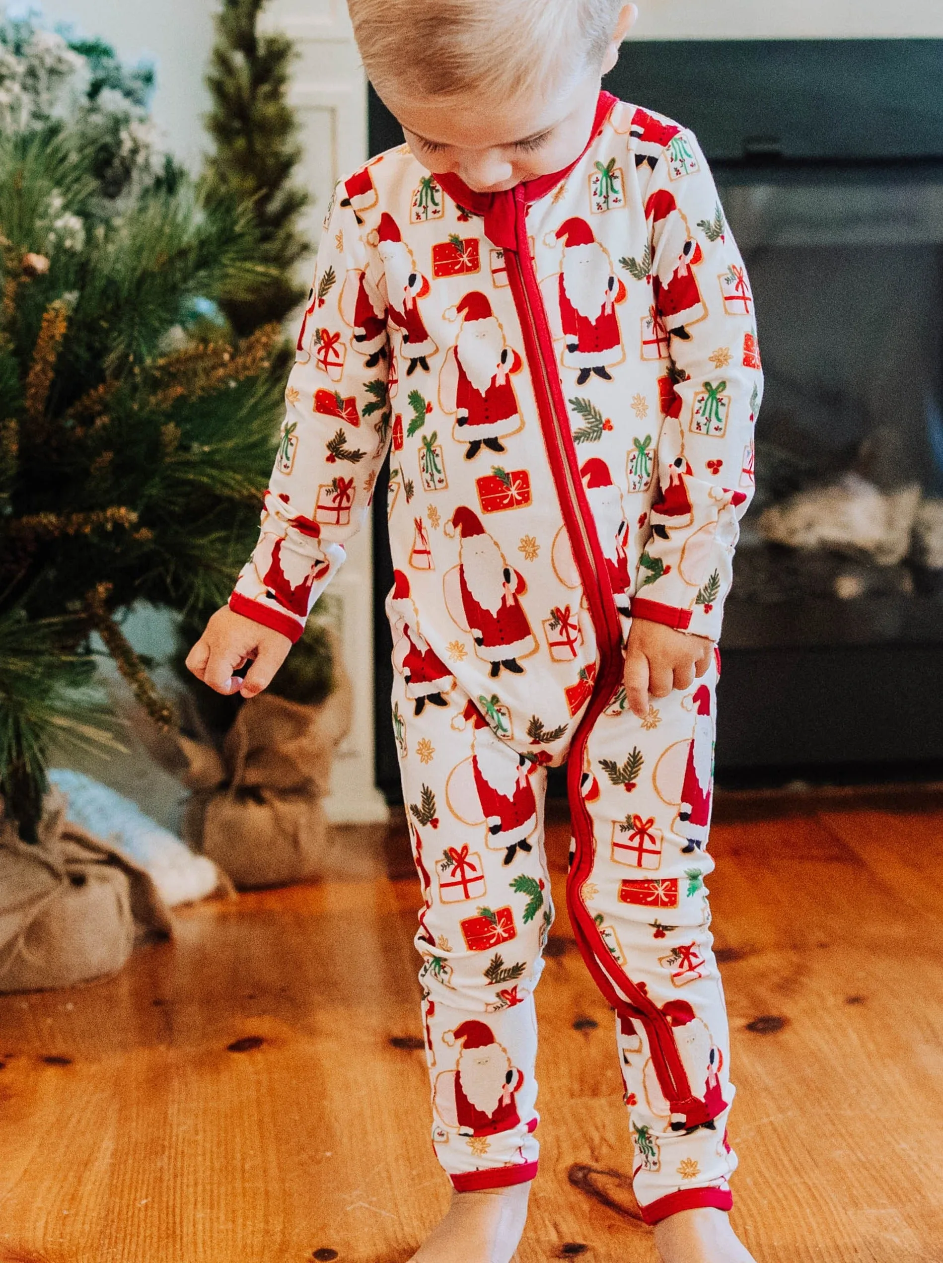 Boy's Dreamer Layette - Santa Claus Comes Tonight