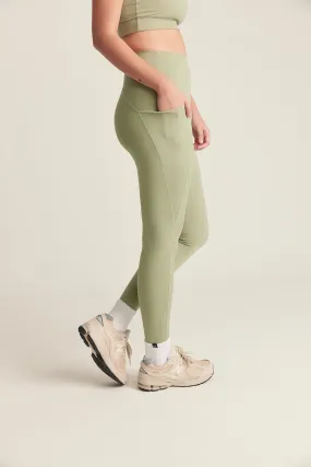 Pocket Leggings (Full 24") in Matcha Latte