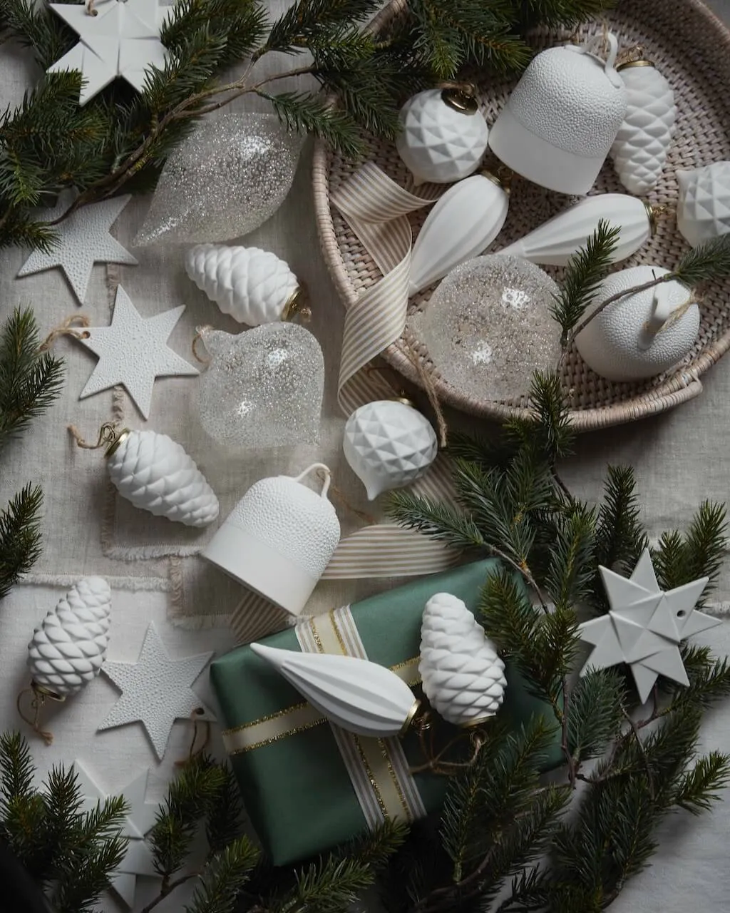 Set of 3 White Ceramic Textured Star Decorations