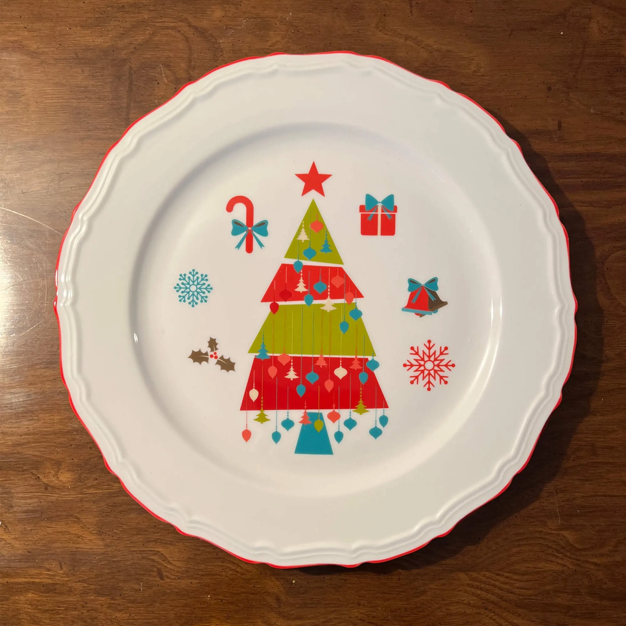 SOLECASA Christmas Tree Dinnerware Set